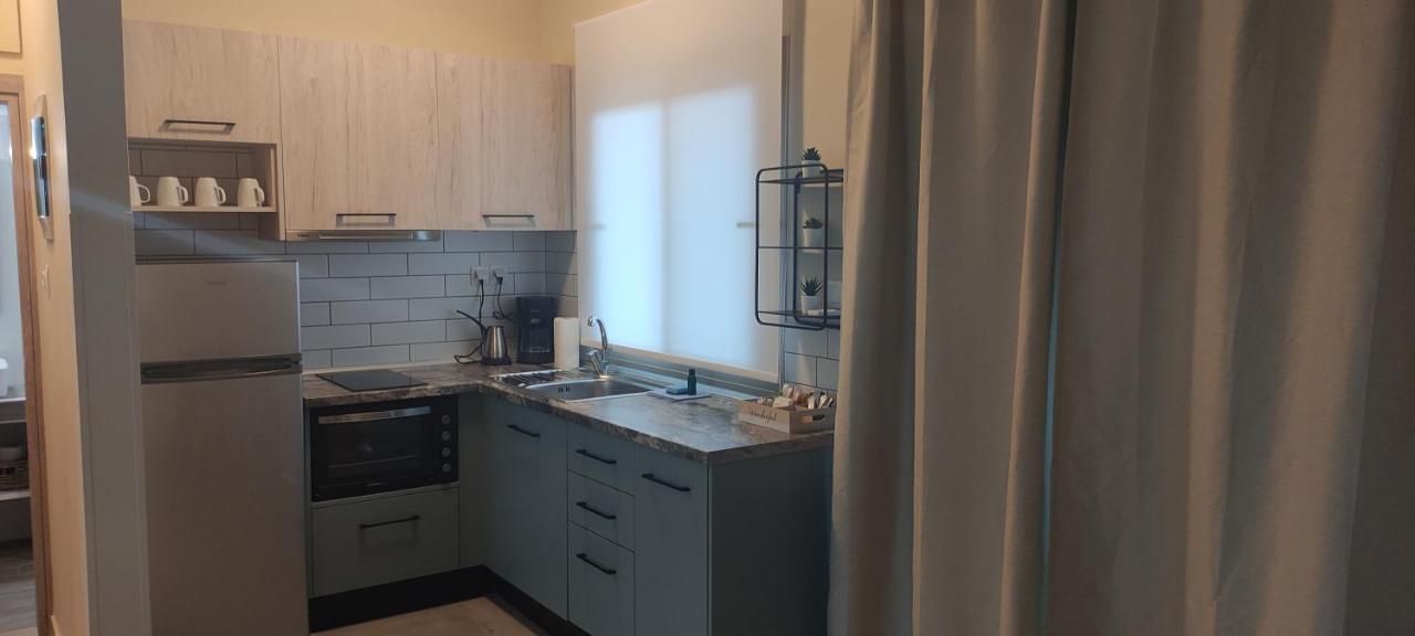 Varkes Suites 1 Nea Poteidaia Exteriör bild